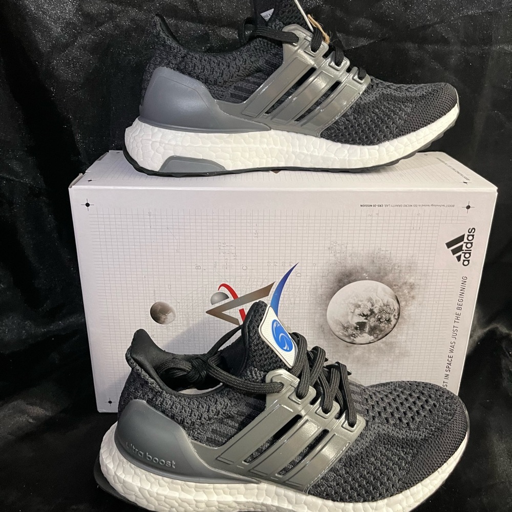 ULTRABOOST 5.0 DNA W- FZ1853